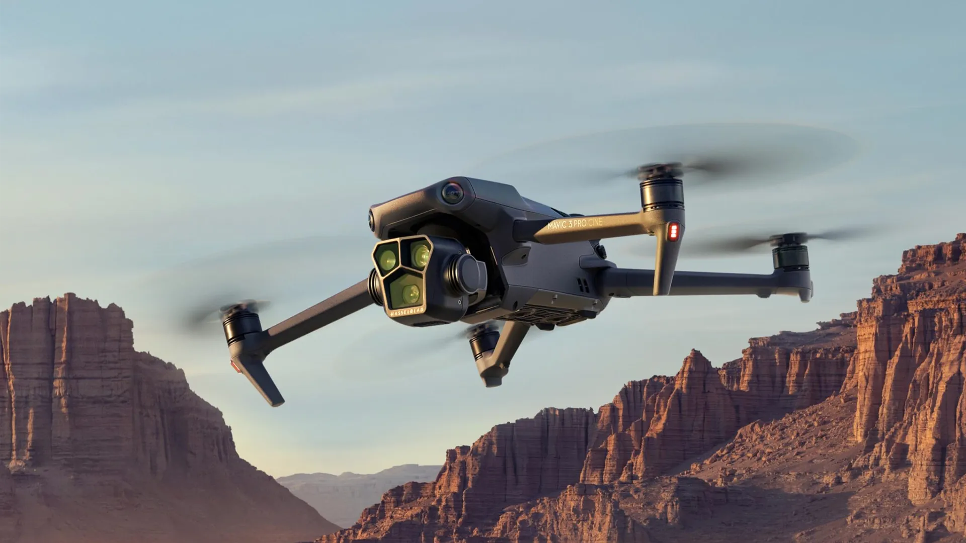 header_Top_4_DJI_Camera_Drones_for_Extended_Battery_Life